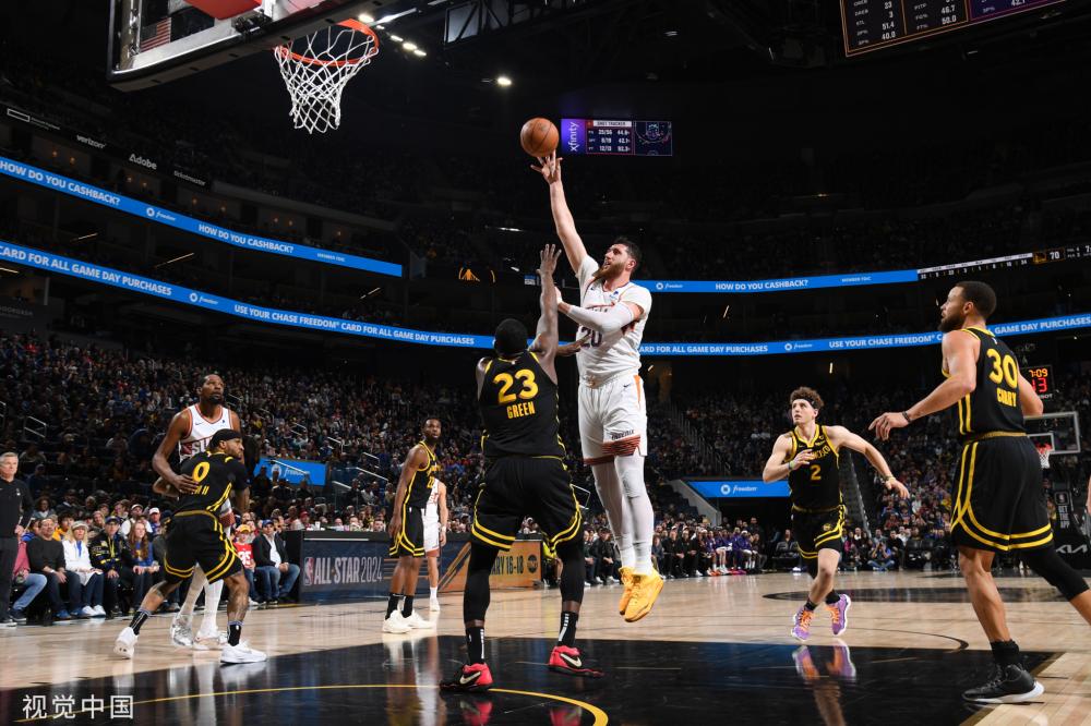 特别是在决 特别是在决