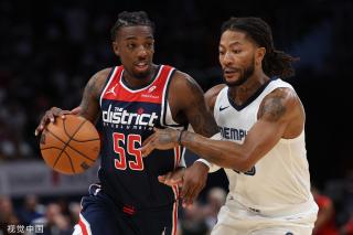 他在战术执 他在战术执