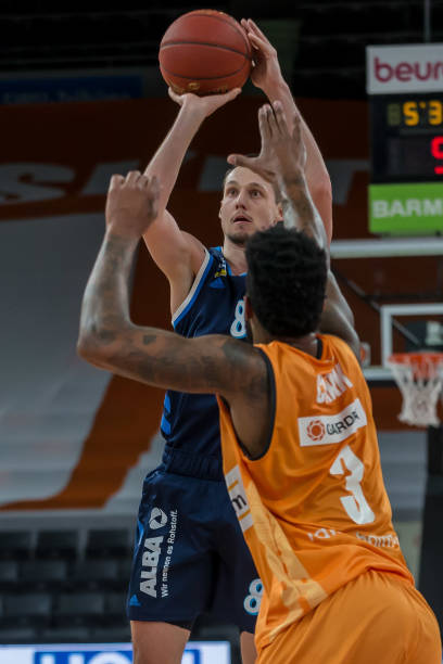 善赛事中表 善赛事中表